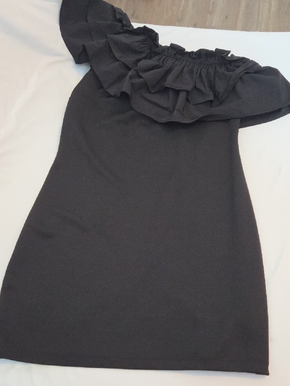 Divided Black One-Shoulder Ruffle Dress - Picture 4 of 5